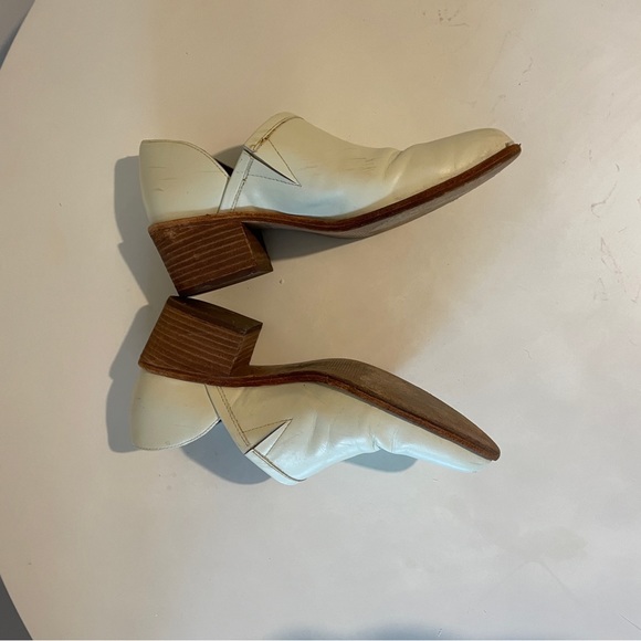 Madewell Low Cut Bootie | Brady | Cream | 8M - Picture 3 of 6